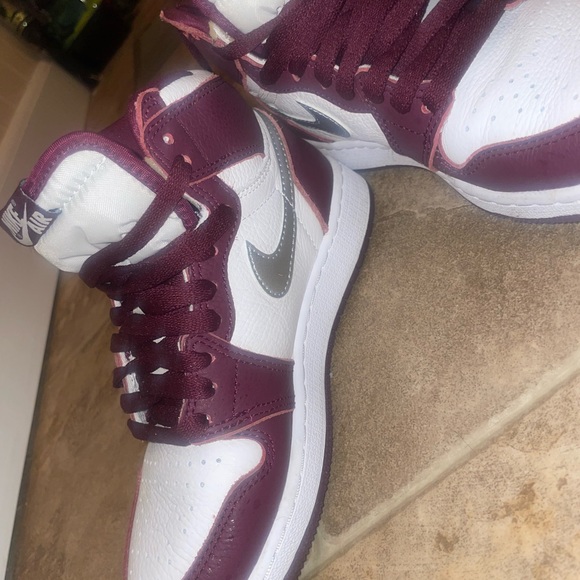 Air Jordan 1 - Picture 3 of 5